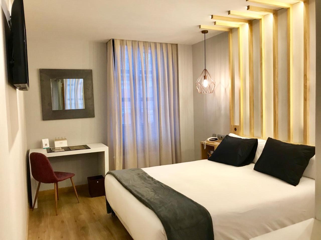 Hotel Fruela Овьедо Экстерьер фото