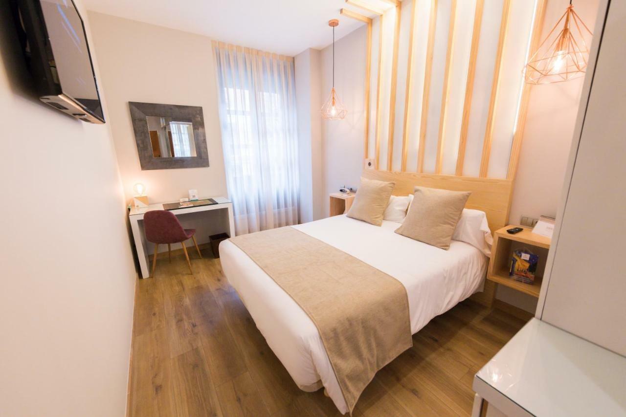 Hotel Fruela Овьедо Экстерьер фото